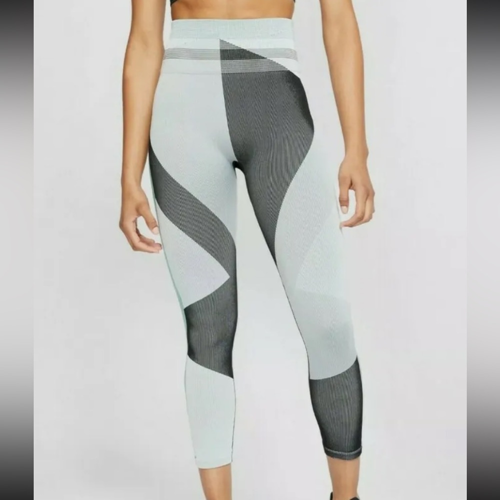 Nike Sculpt Lux Icon Clash 7/8 Seamless Knit Training Tights Women's